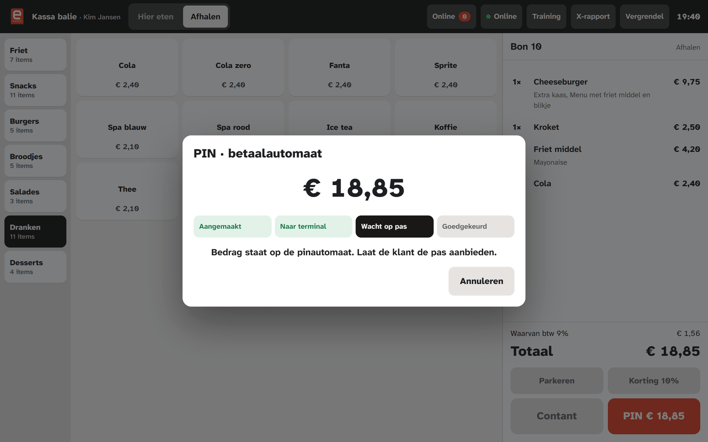 The register during a card payment: a window with the amount and the steps created, sent to the terminal, waiting for the card and approved, with waiting for the card active.